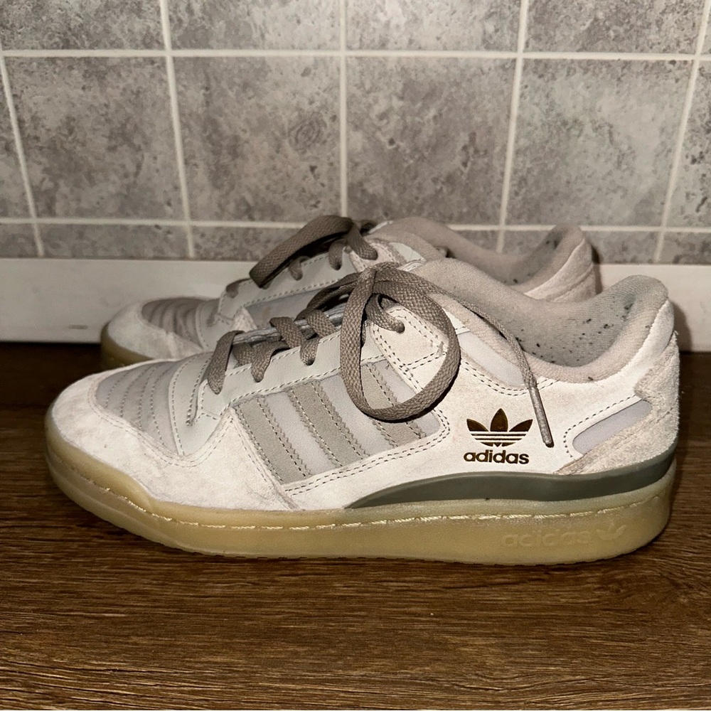 Men’s Adidas Originals Forum Low Classic Talc Clay HQ7096 Size 8 - Picture 11 of 15